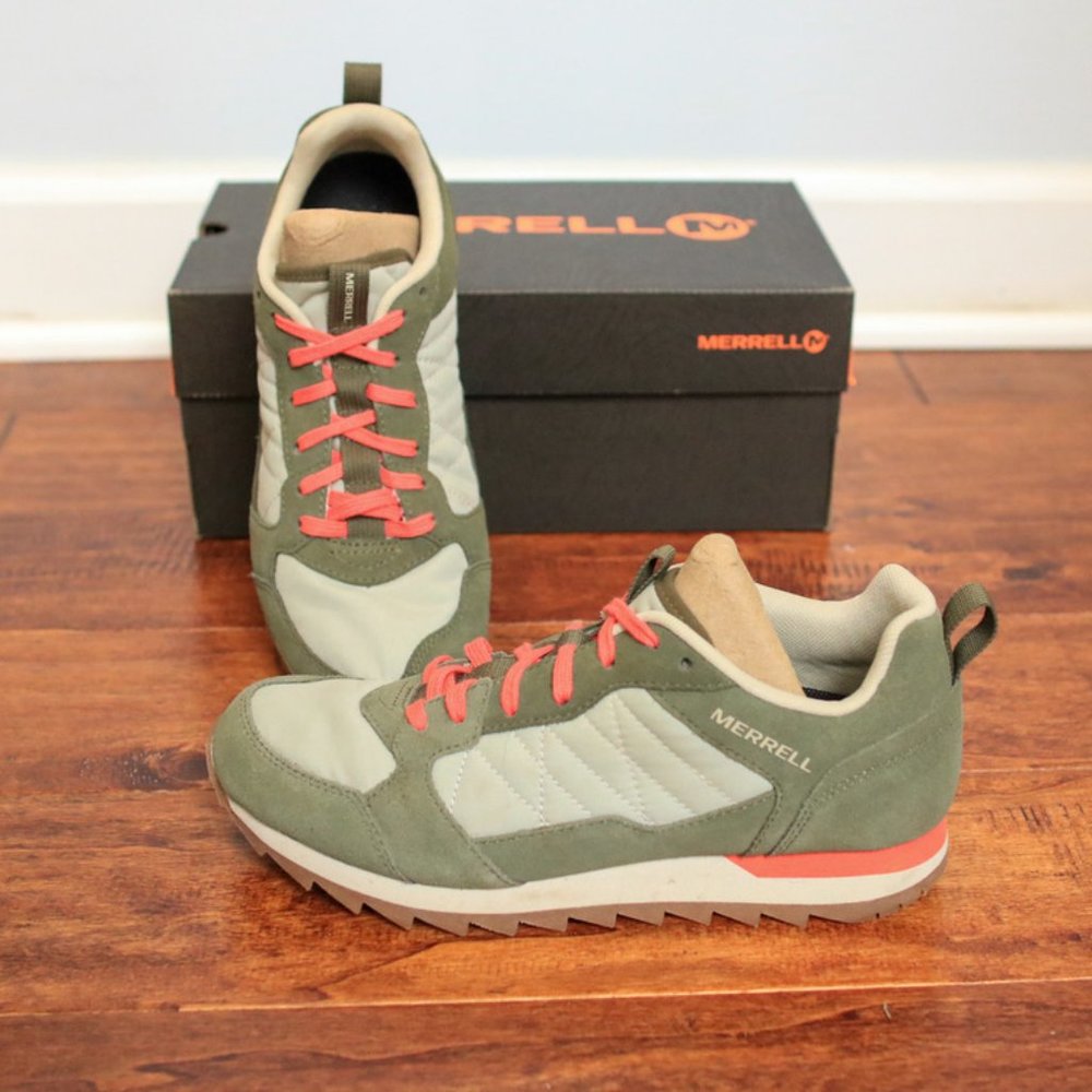 Retro Sneaker, lightweight leather and cute!